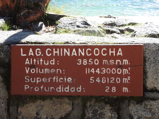 Der untere der beiden Seen die die Laguna Llangonuko bilden. Der obere liegt 100m höher.