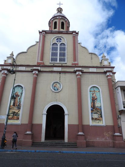 Die Iglesia San Francisco - Kirchen gibt es in Riobamba jede Menge