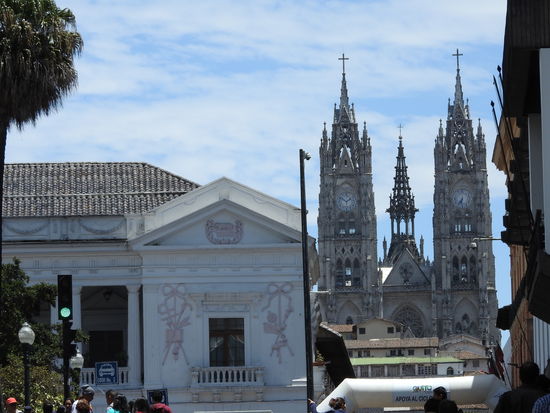 In der Altstadt sind  dagegen nur selten Kabel sichtbar, hier wurden sie weitgehend verbuddelt