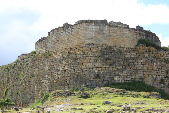 Ein letzter Blick auf Kuelap beim zurückwandern  zur Seilbahn.