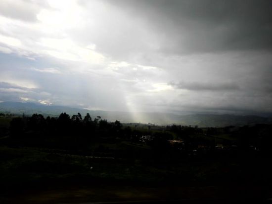 Fahrt nach Tulcan. Noch regnet es nicht.