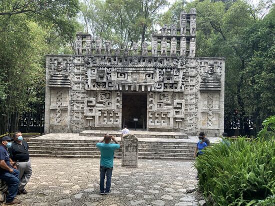 Tempel im Museumsgarten