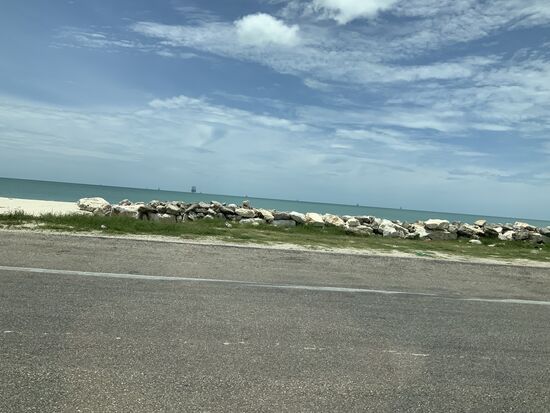 Golfhorizont voller Ölbohrinseln