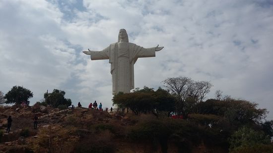 Cristo de la Concordia