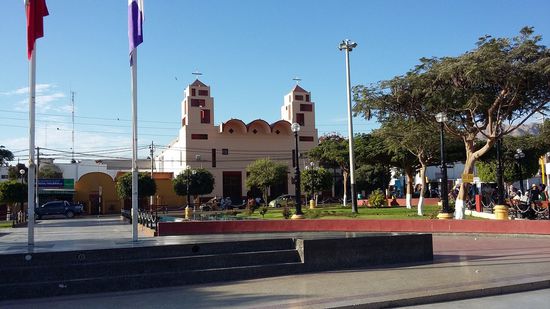 Kirche an der Plaza de Armas