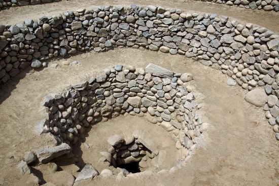 Acueductos de Cantalloc