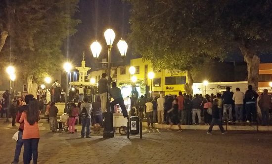 Public Viewing auf der Plazuela el Recreo