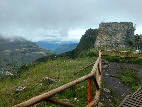 Von diesem Turm aus sollen Pfeile in den Himmel geschossen worden sein, um den Regen zu rufen.