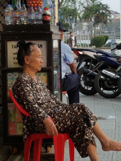 Governanten sind ein Dreck gegenüber der Oma - da hat's pfiffen im Gebälk als ich das Fleisch zurückgehen liess...