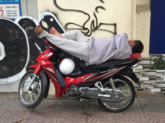 Das Leben findet auf dem Scooter statt.