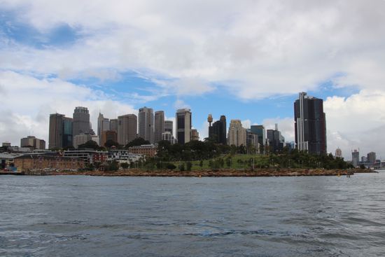 Skyline Sydney aus der Hafensicht