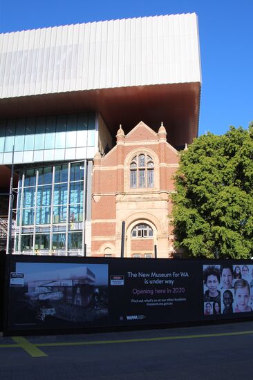 Das alte Museum integriert in den Neubau