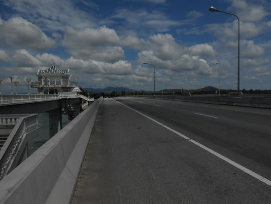 Die Sarasin Bridge, die Phuket mit dem Festland verbindet