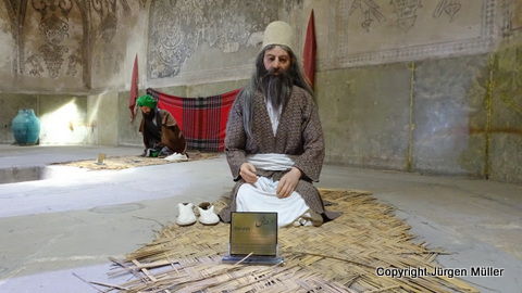 Wachsfigur im Vakil Badehaus