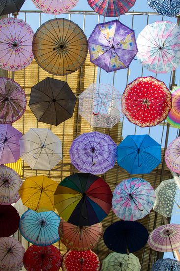 Kunst als Sonnenschutz.