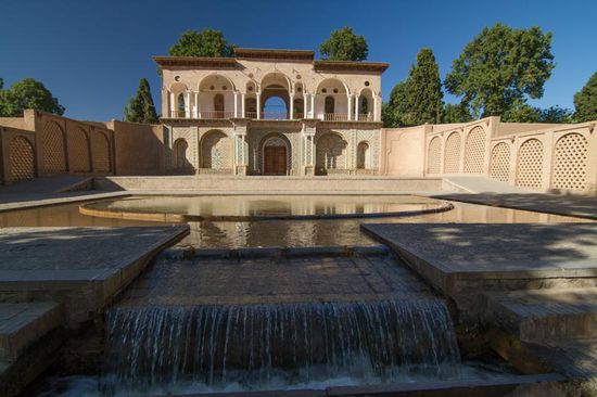 Die Perser sind und waren die Meister der Wasserspeicherung.