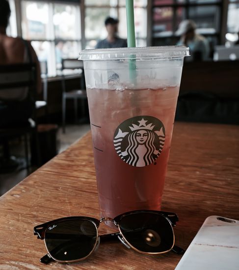 genial dass Starbucks nun auch Tee anbietet !!