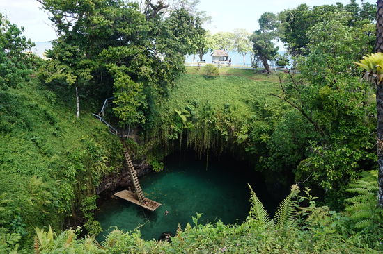 To- Sua Ocean Trench