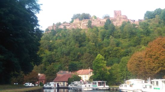 Übernachtung unter der Lutzelbourg