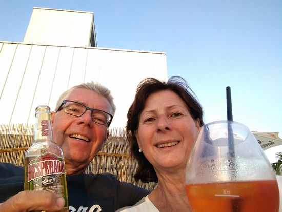 In der Beachbar auf Dach des Kaufhofes.