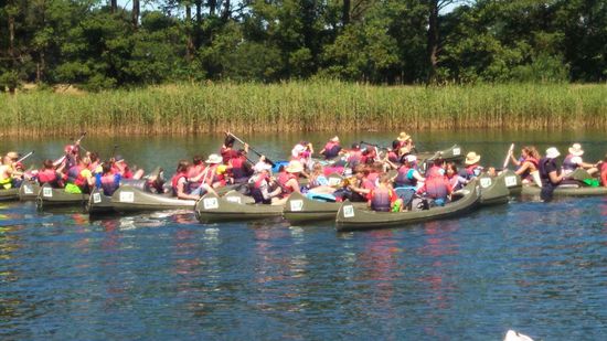 Auf der Mecklenburgischen Kleinseeplatte hat es jede Menge Kanus.