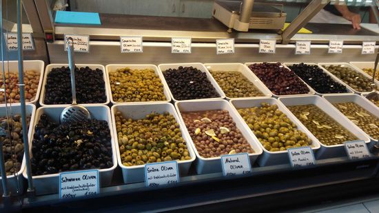 Feine Köstlichkeiten in der Markthalle von Hannover