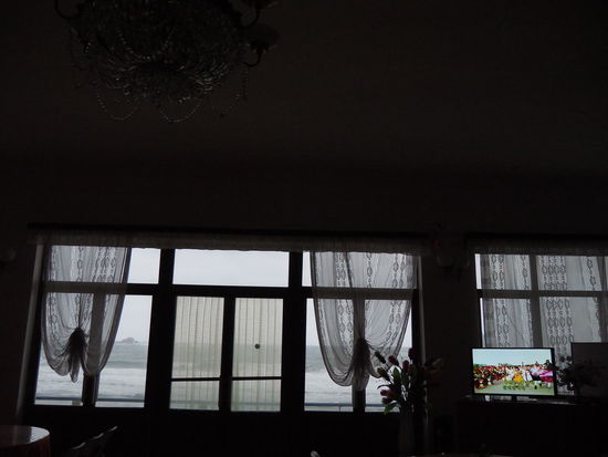 Autobahnraststätte am Meer