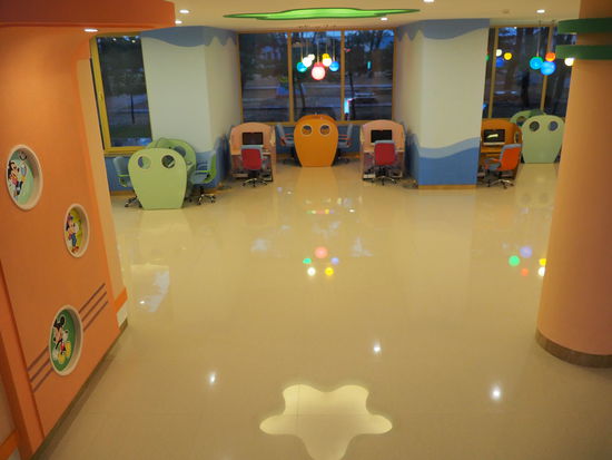PC-Bereich samt Disneyfiguren im Songdowon International Children's Camp