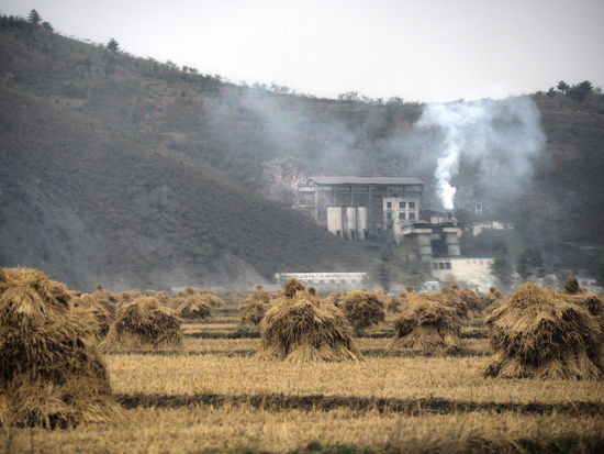 Industrie nahe Skigebiet Masik-Ryong