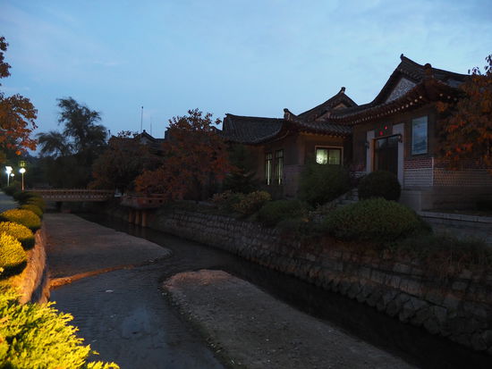 Außenbereich des Folklore Hotels