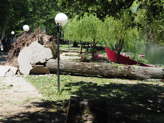 Verwüstung vom Gewitter in Drilon