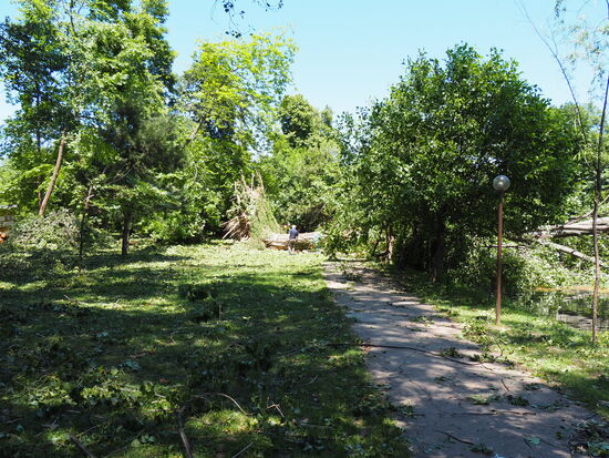 Verwüstung vom Gewitter in Drilon