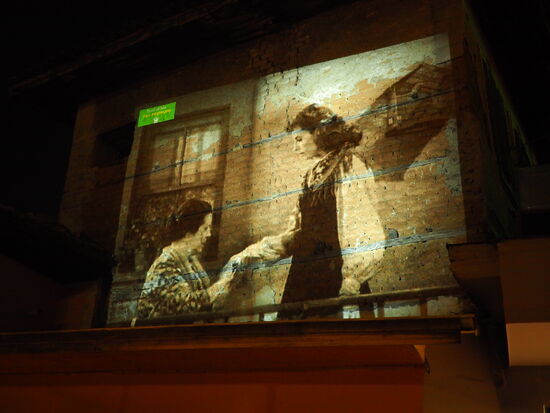 Beamer-Projektion vor der Hemingway-Bar