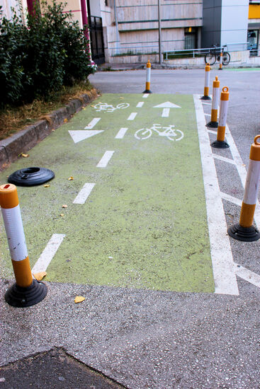 Der kürzeste Radweg der Welt. ...einmal mit Profis arbeiten!!