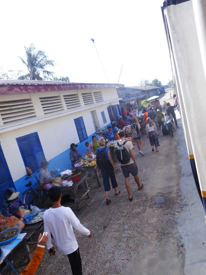 Ein Halt unterwegs mit Verpflegungsständen