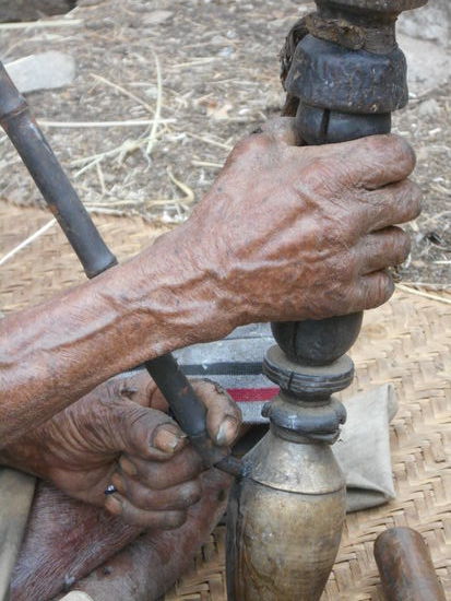 92 Jahre alte Hände.
