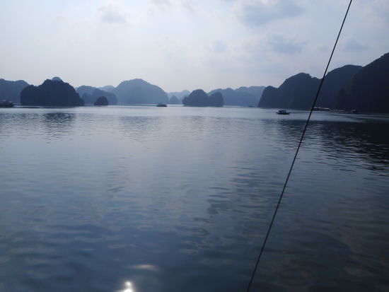 Abendstimmung in der Halong Bucht