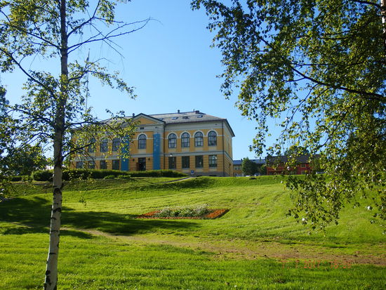 Da wir noch Zeit hatten, Einschiffung war erst um 18.30 Uhr, liefen wir noch ein wenig durch die Stadt