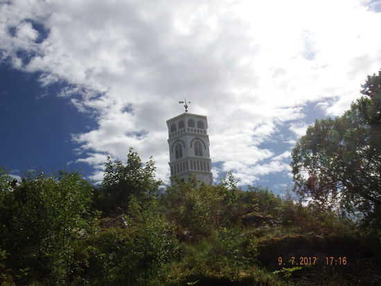 wir laufen wieder runter... verlaufen uns ein wenig