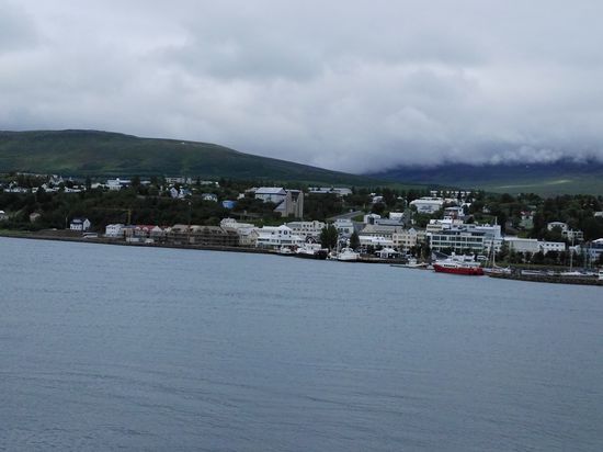 Blick auf Akureyri, eine sehr schöne Stadt im Norden Islands