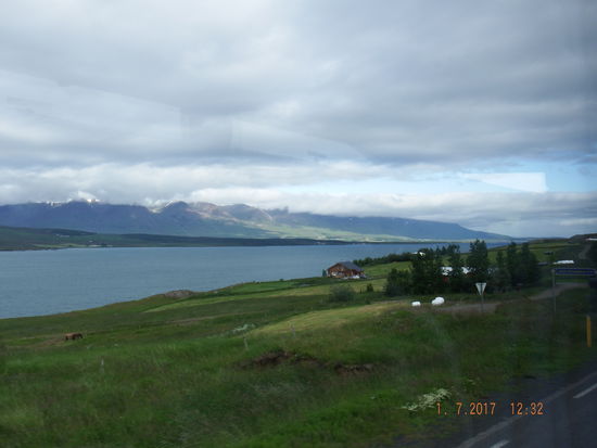 Wir verlassen Akureyri in Richtung Hinterland