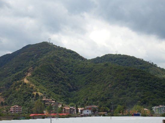 über dem Nebrodi ziehen Wolken auf