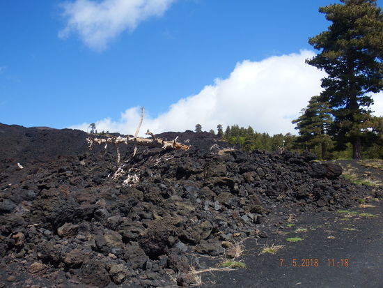 welch eine unwirtliche Landschaft... die ganze Gegend wurde damals zerstört und auch nicht wieder aufgebaut.
