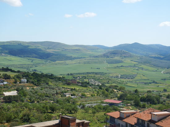 wir gondeln gemütlich durch die Lande... von einer Strassensperre in die andere