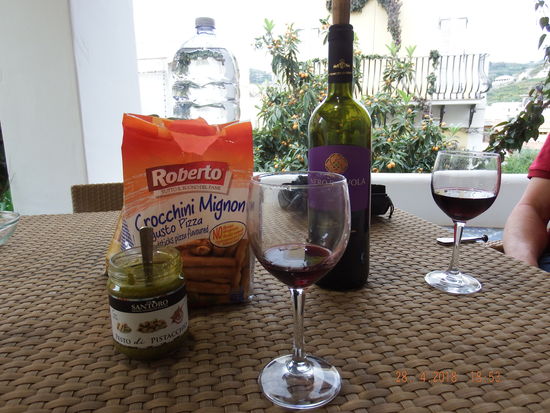 Und endlich beim entspannten Apéro auf der Terrasse