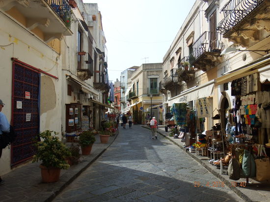 es ist angenehm hier entlang zu schlendern