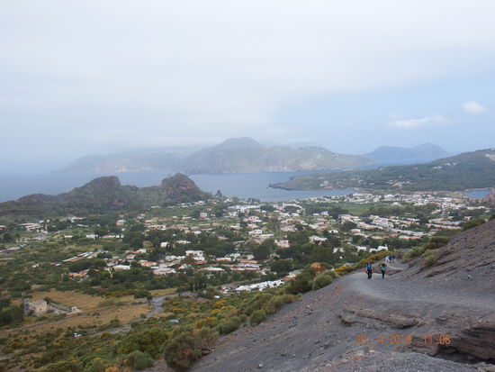 beim Aufstieg zum Vulkan