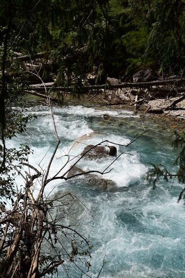 immer am Fluss entlang