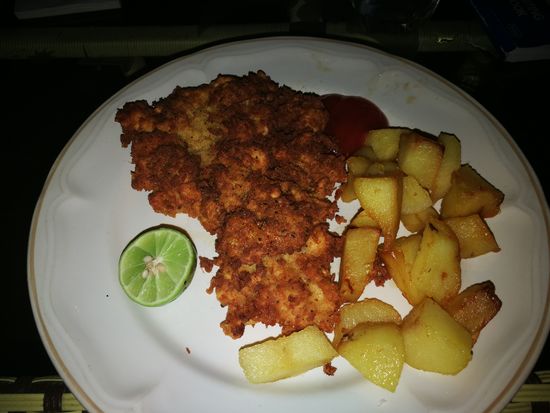 Eines der besten Schnitzel. die ich bisher gegessen habe ( nicht in Asien, sonder in Deutschland)