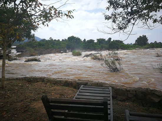 meine Liege am Wasserfall